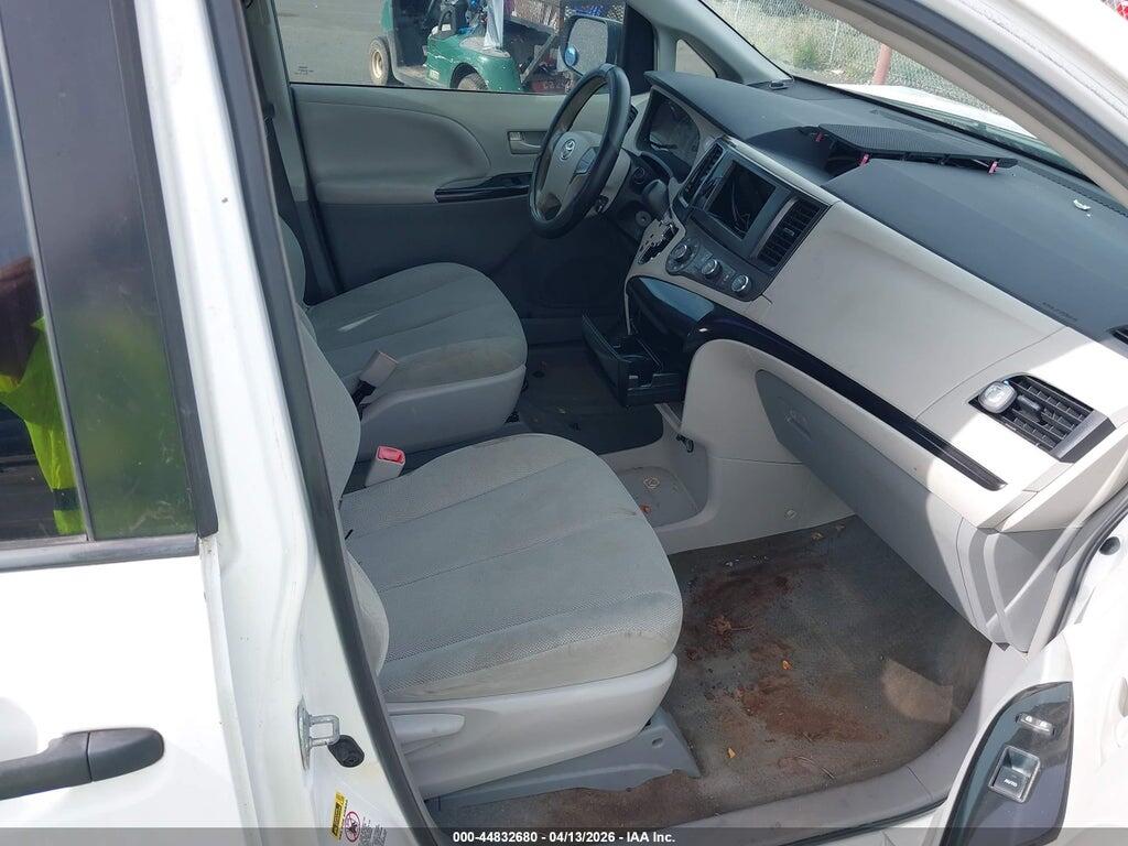 5TDZK3DC3DS358364 2013 TOYOTA SIENNA photo no. 5