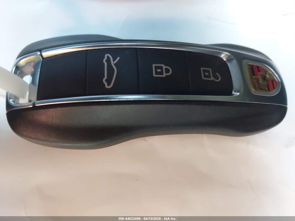 WP0AD2A95NS254557 2022 PORSCHE 911 photo no. 11