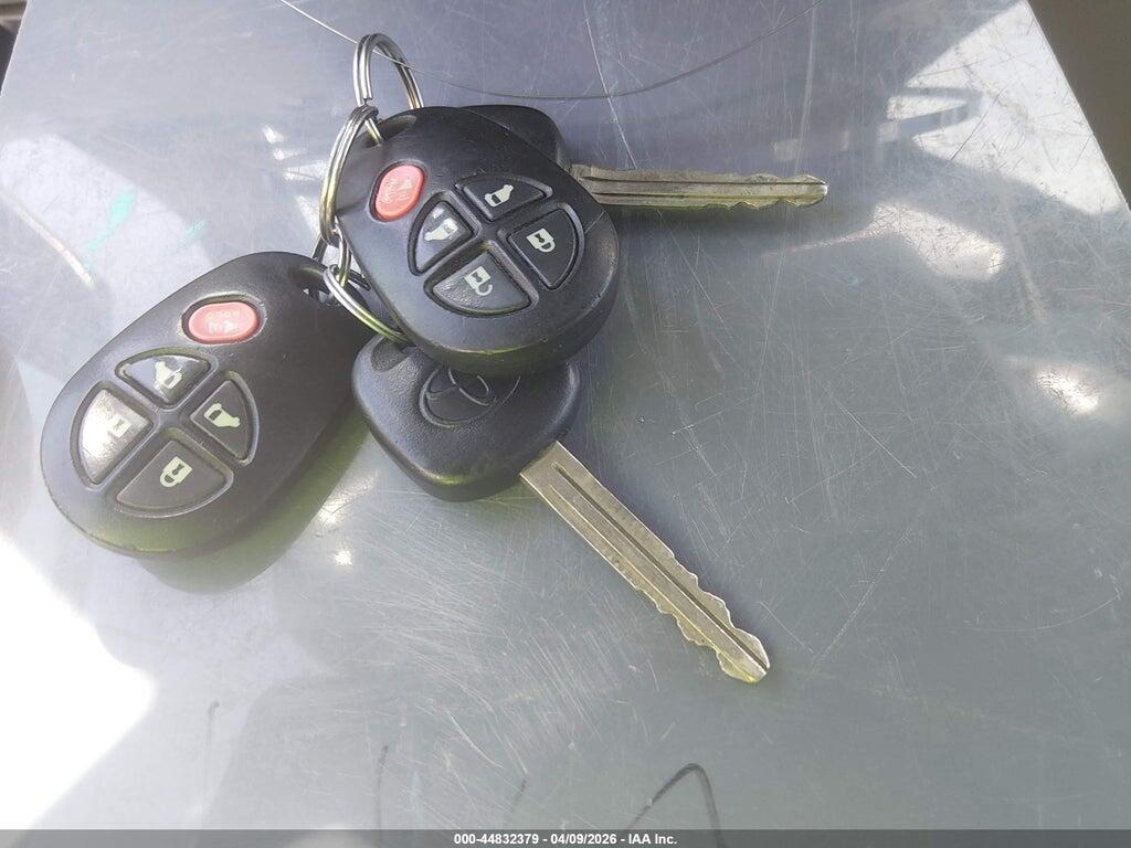 5TDKK3DC3BS032109 2011 TOYOTA SIENNA photo no. 11