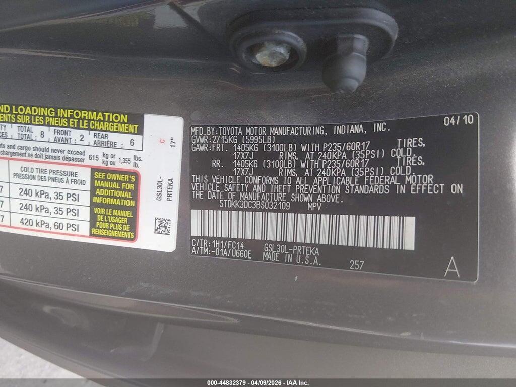 5TDKK3DC3BS032109 2011 TOYOTA SIENNA photo no. 9