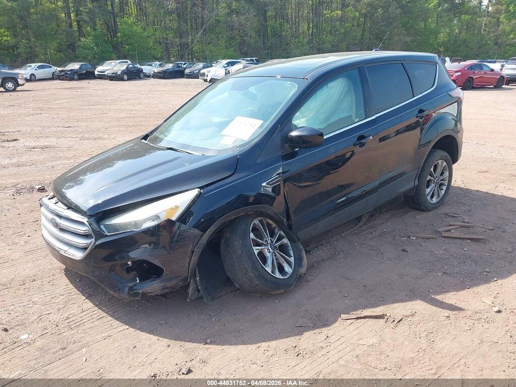 1FMCU0G92HUA39808 2017 FORD ESCAPE photo no. 2