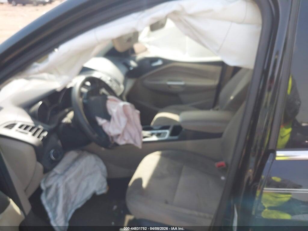 1FMCU0G92HUA39808 2017 FORD ESCAPE photo no. 5