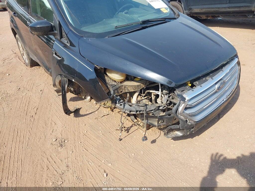 1FMCU0G92HUA39808 2017 FORD ESCAPE photo no. 6