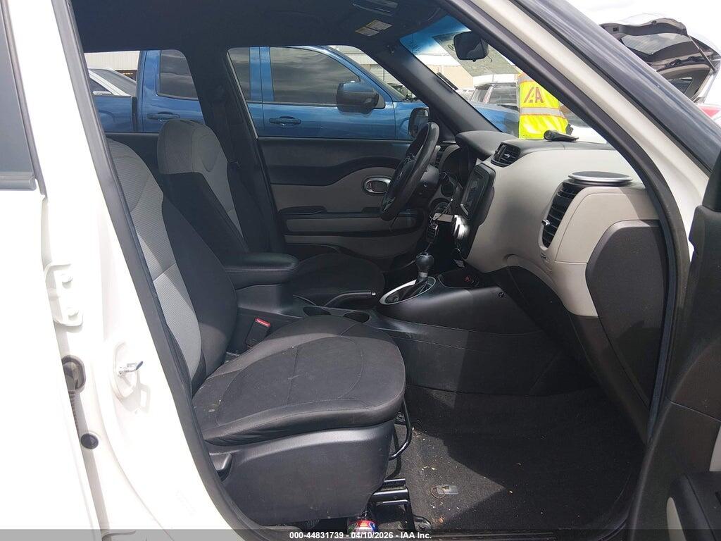 KNDJN2A26E7100328 2014 KIA SOUL photo no. 5