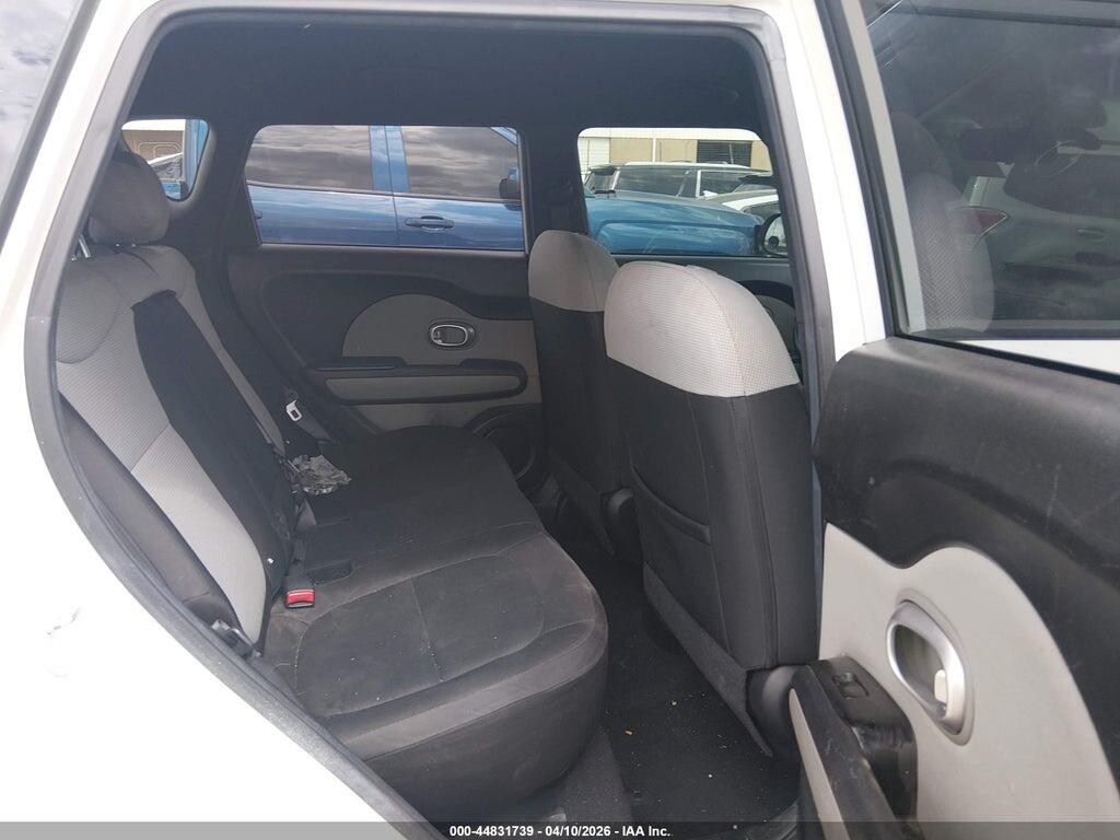 KNDJN2A26E7100328 2014 KIA SOUL photo no. 8