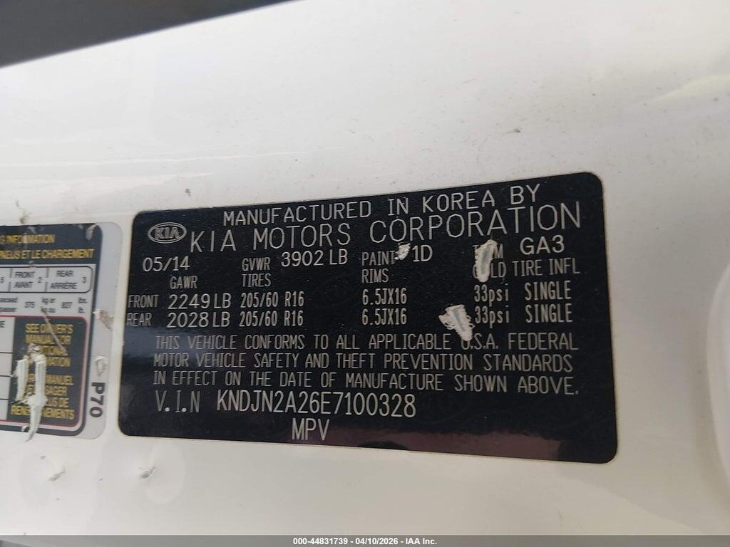 KNDJN2A26E7100328 2014 KIA SOUL photo no. 9