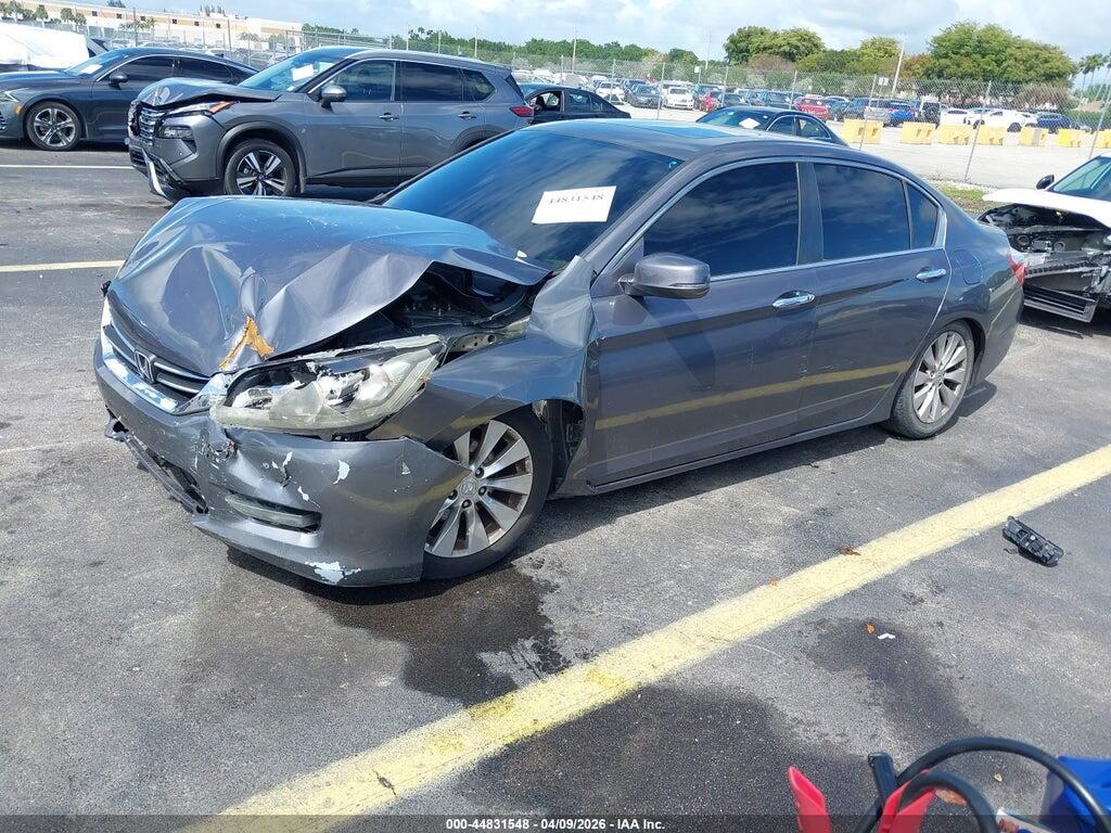 1HGCR2F89FA263331 2015 HONDA ACCORD photo no. 2