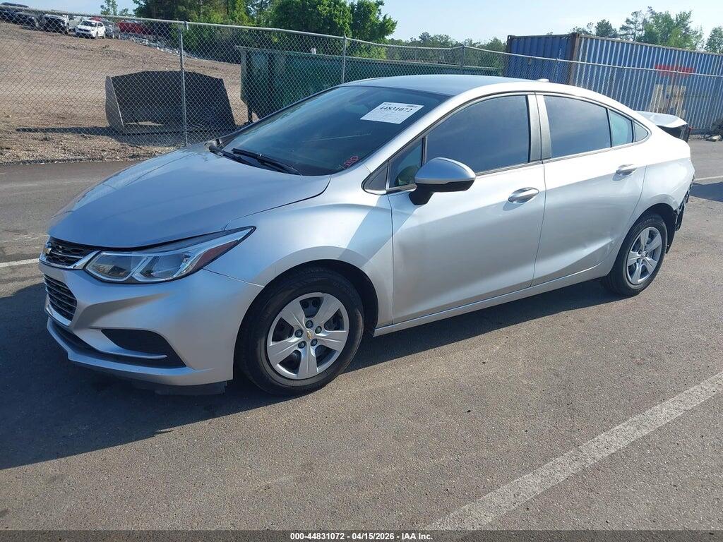 1G1BC5SM6J7148085 2018 CHEVROLET CRUZE photo no. 2