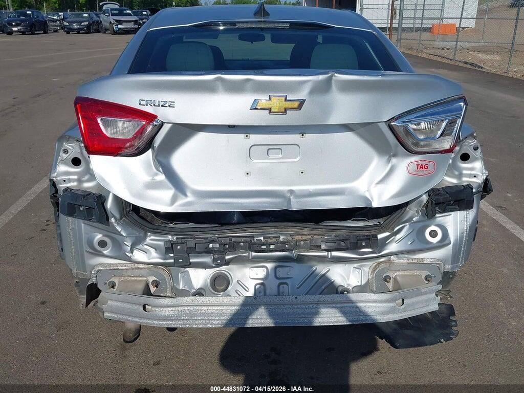 1G1BC5SM6J7148085 2018 CHEVROLET CRUZE photo no. 6