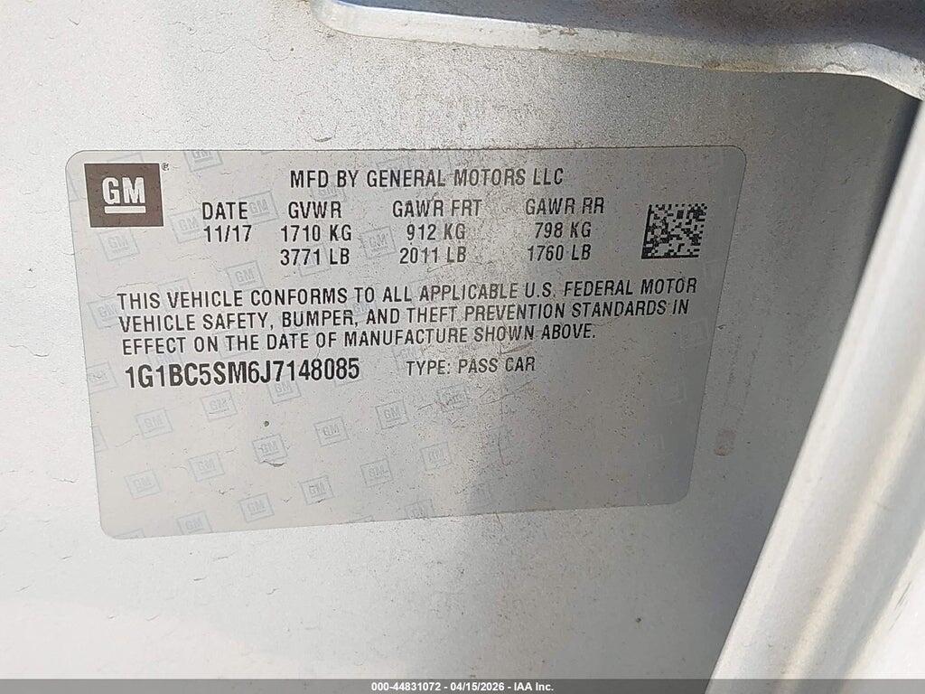 1G1BC5SM6J7148085 2018 CHEVROLET CRUZE photo no. 9