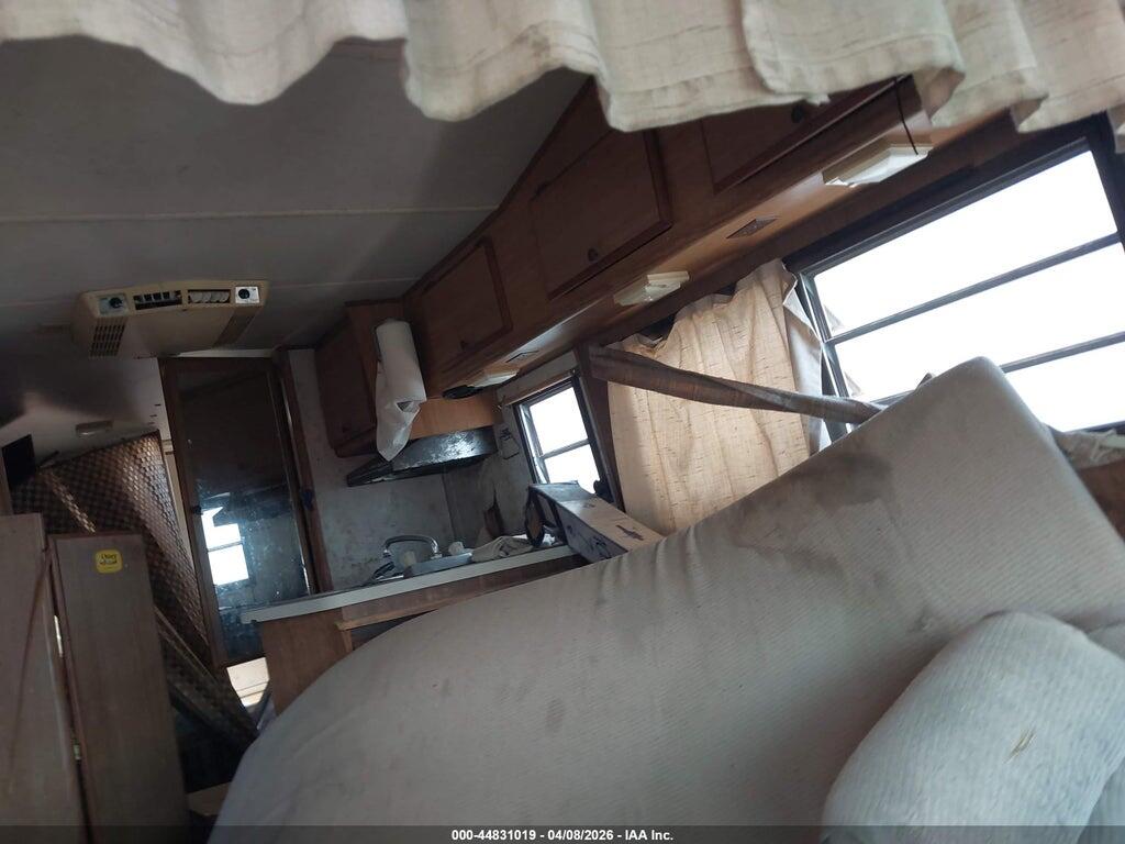1FDKE30L3GHB22123 1986 FORD ECONOLINE photo no. 8