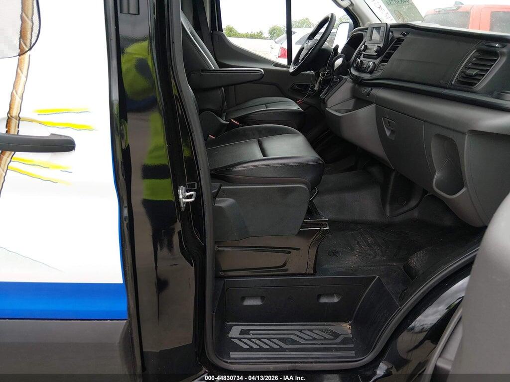 1FBAX2C86PKB96882 2023 FORD TRANSIT-350 PASSENGER VAN photo no. 5