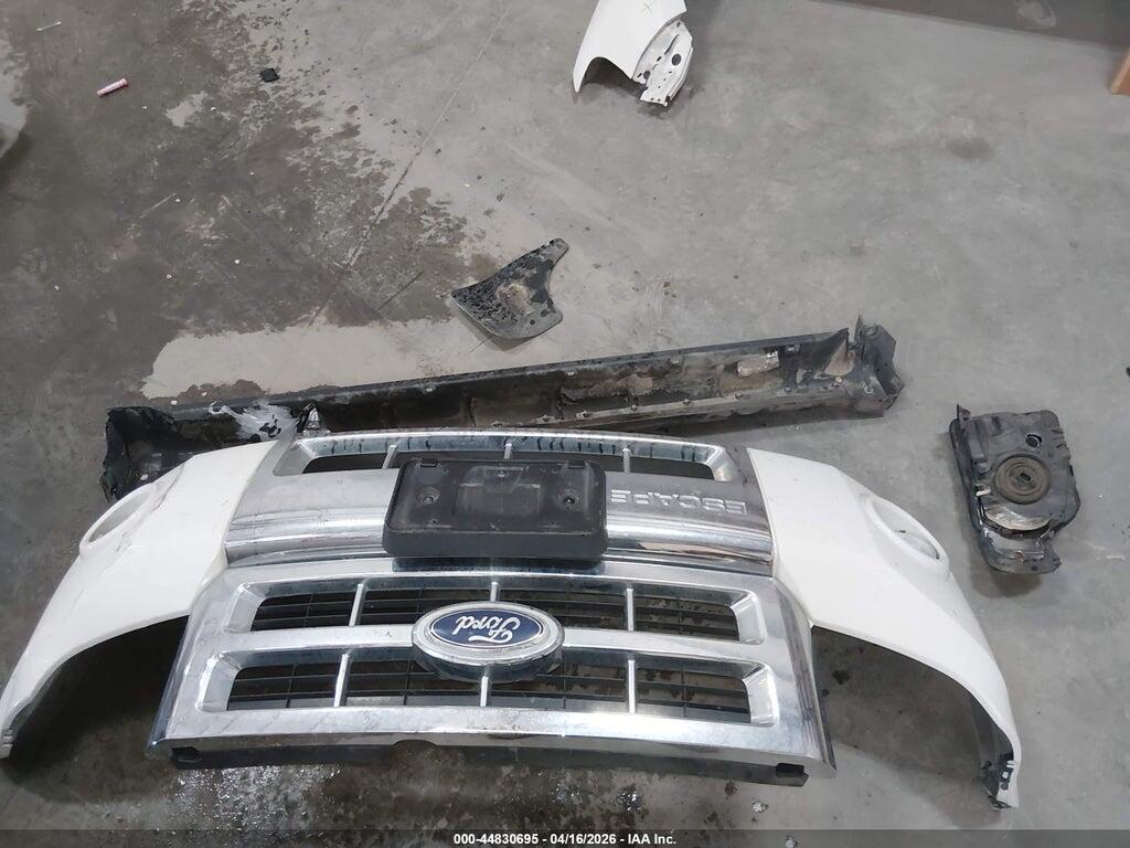 1FMCU9EG3AKC04417 2010 FORD ESCAPE photo no. 12
