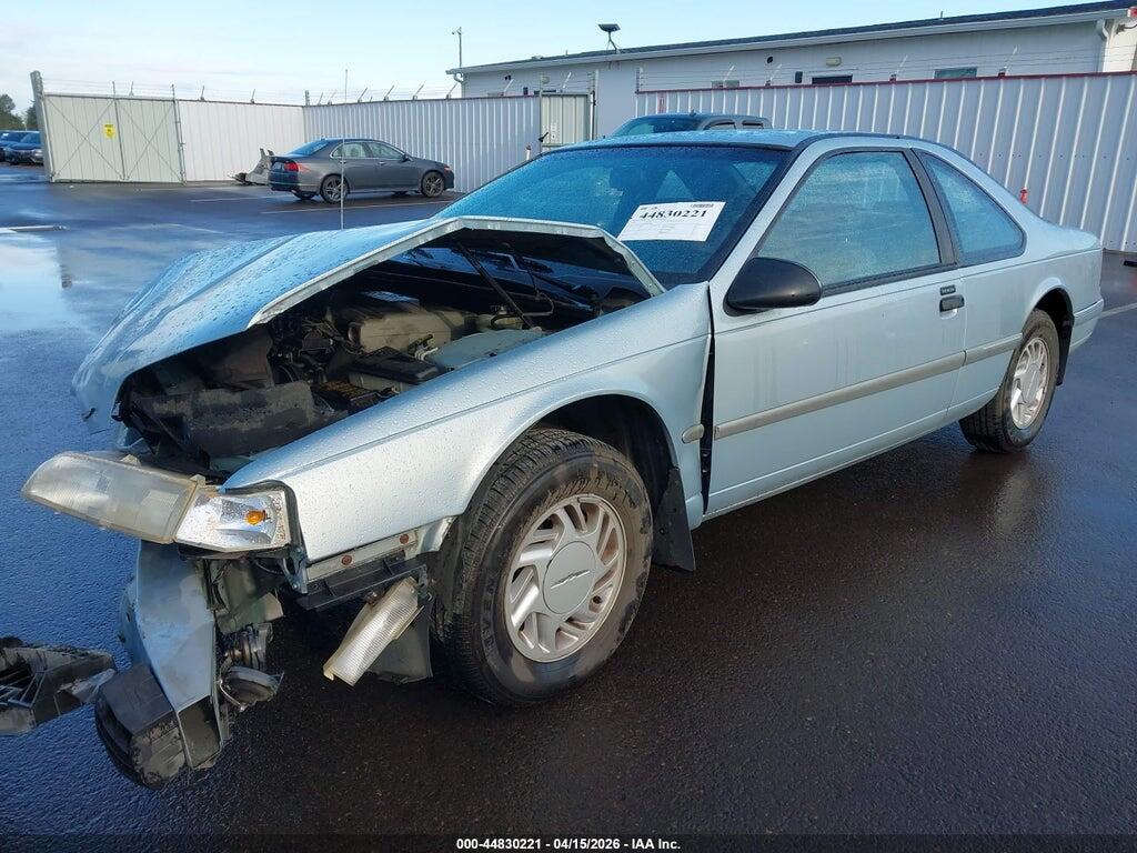 1FAPP62TXNH157389 1992 FORD THUNDERBIRD photo no. 2