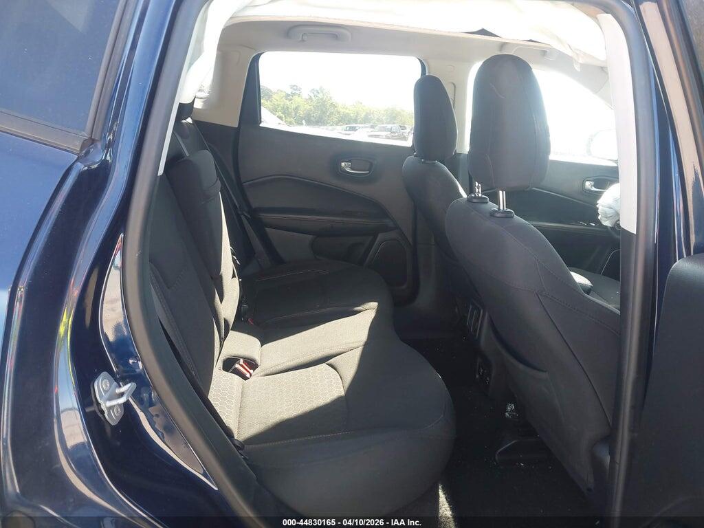 3C4NJCAB8KT614109 2019 JEEP COMPASS photo no. 8