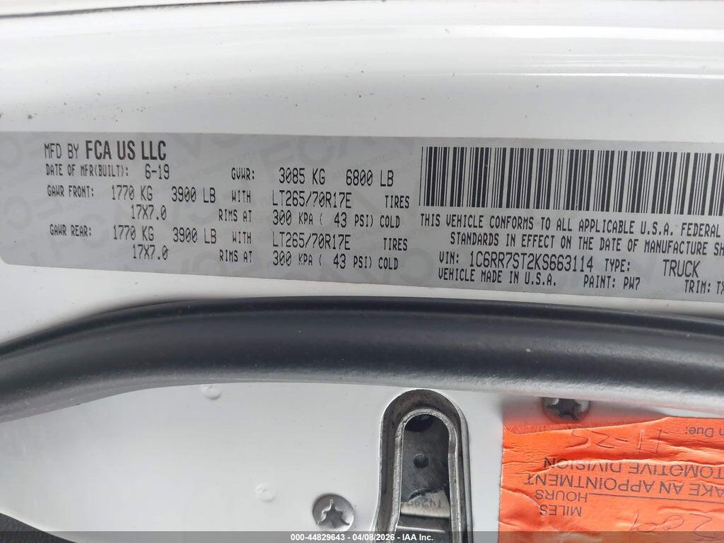 1C6RR7ST2KS663114 2019 RAM 1500 CLASSIC photo no. 9