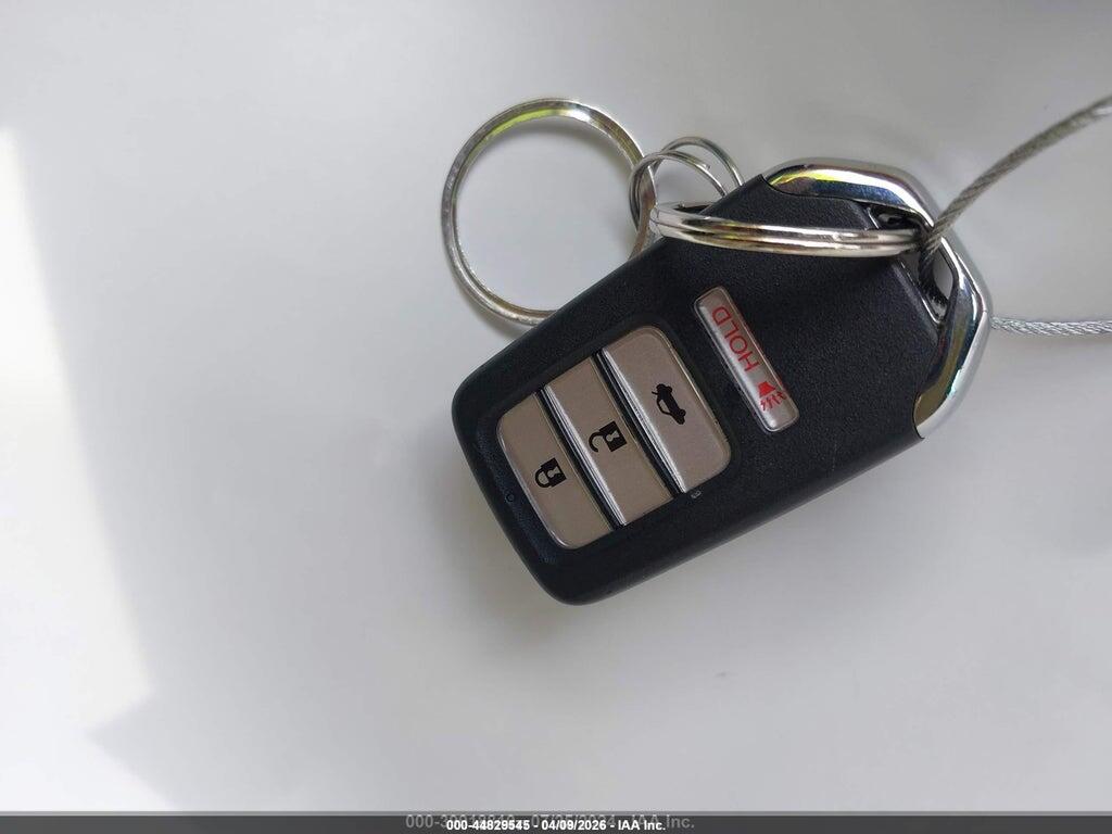 1HGCR2F85DA244725 2013 HONDA ACCORD photo no. 11