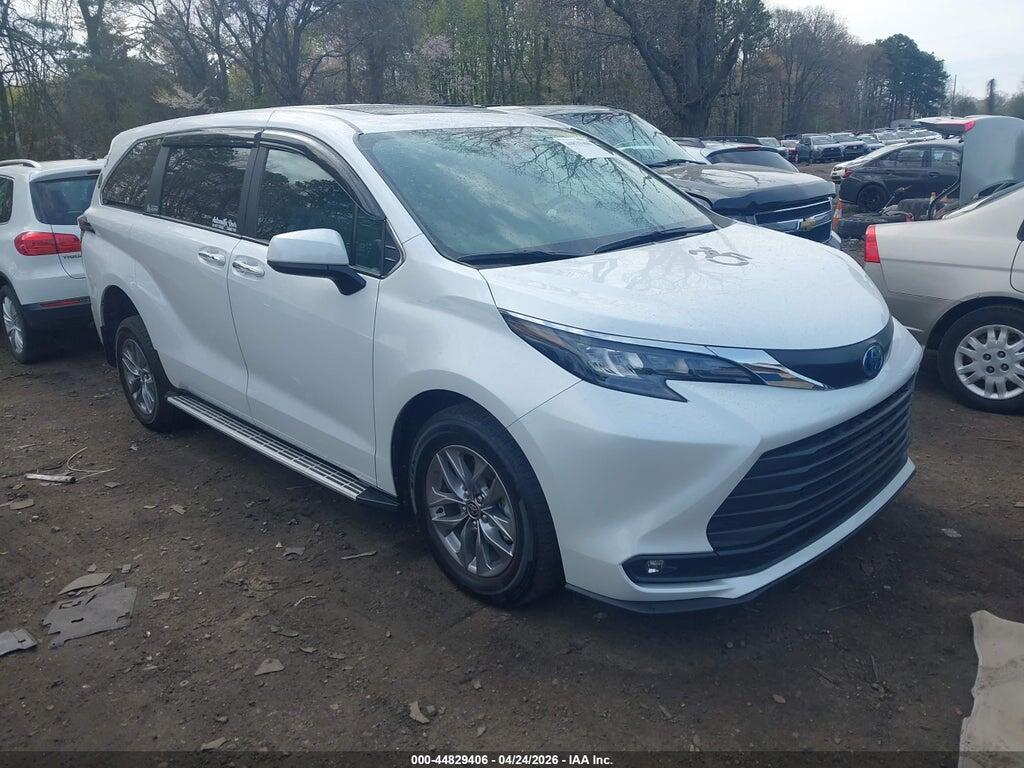 5TDYRKEC0SS272720 2025 TOYOTA SIENNA photo no. 1