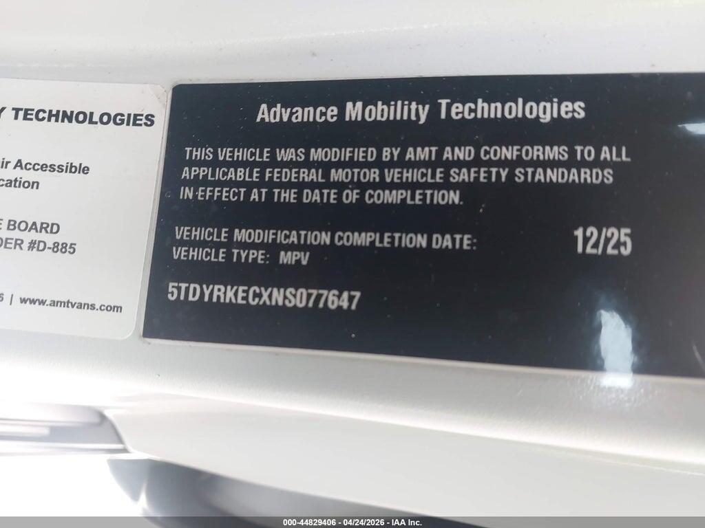 5TDYRKEC0SS272720 2025 TOYOTA SIENNA photo no. 9