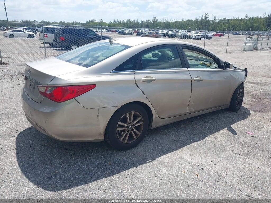 5NPEB4AC0BH109239 2011 HYUNDAI SONATA photo no. 4