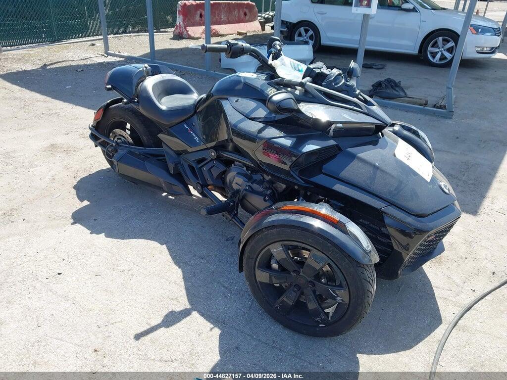 2BXRDDE28MV000005 2021 CAN-AM SPYDER ROADSTER photo no. 1
