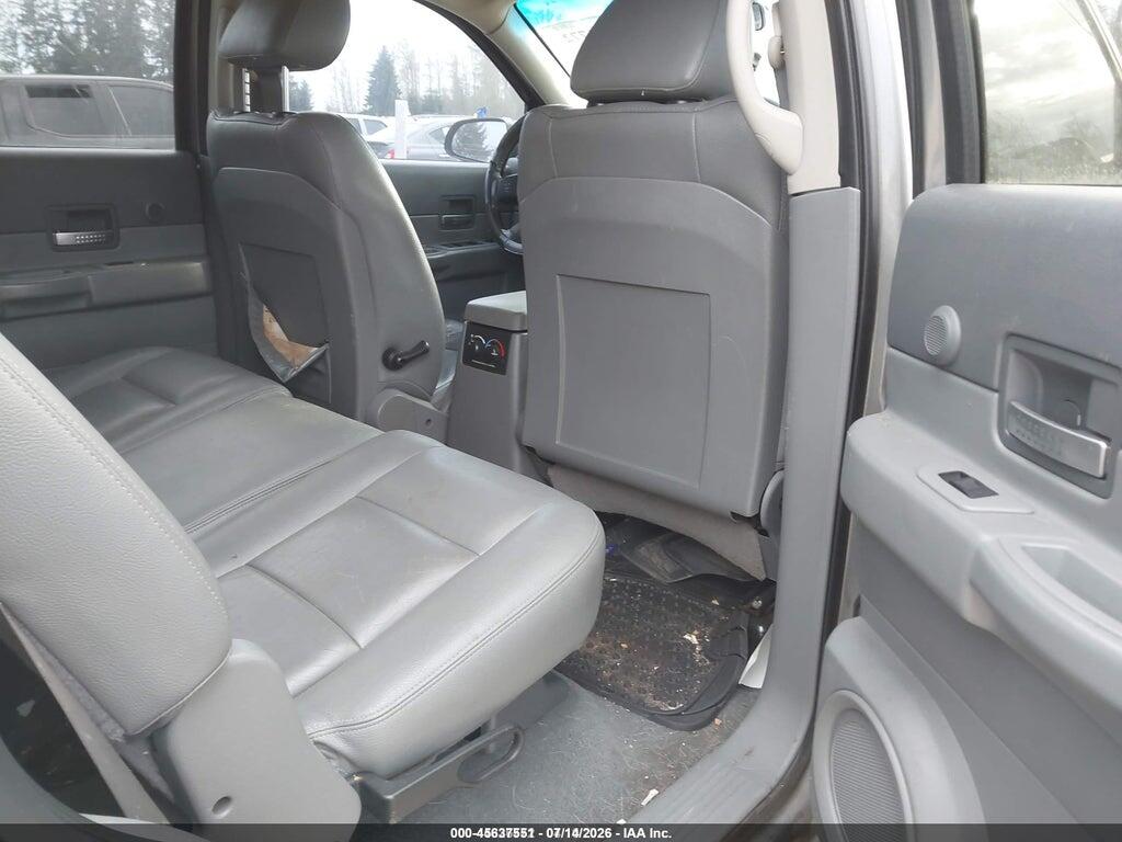 1D4HB48N25F576300 2005 DODGE DURANGO photo no. 8