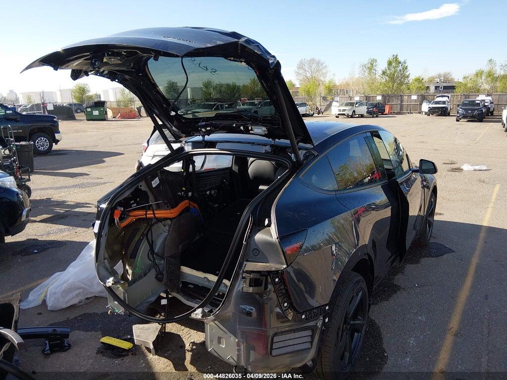 7SAYGDEE6TF588778 2026 TESLA MODEL Y photo no. 4
