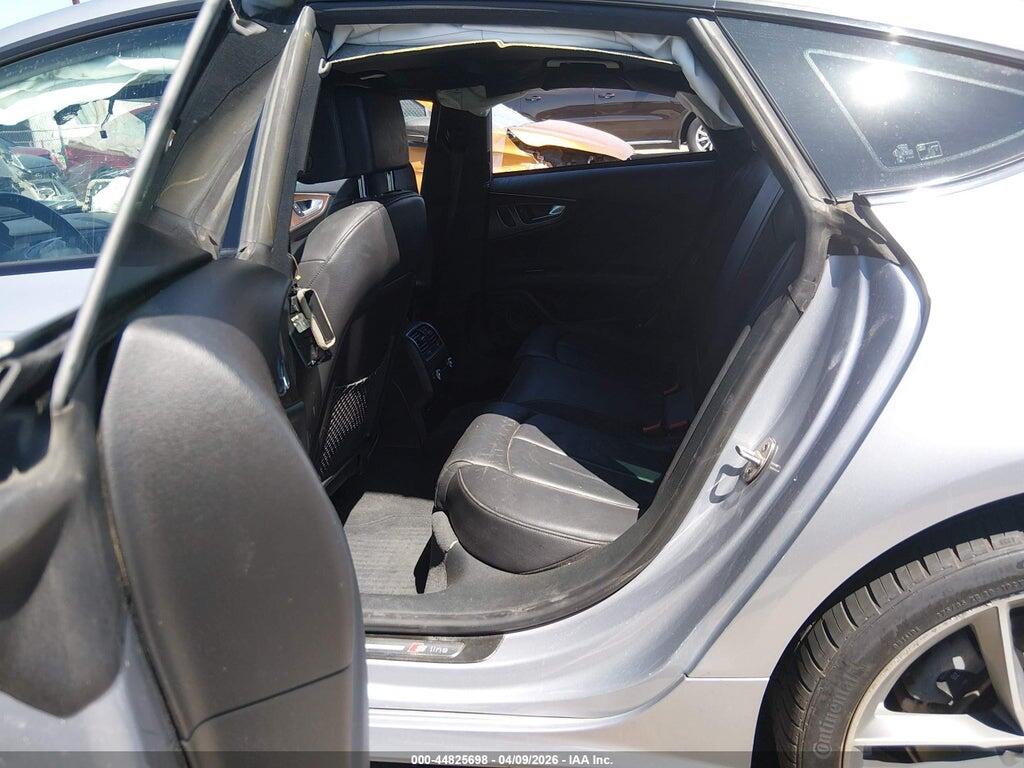 WAUWGAFC3GN119832 2016 AUDI A7 photo no. 8