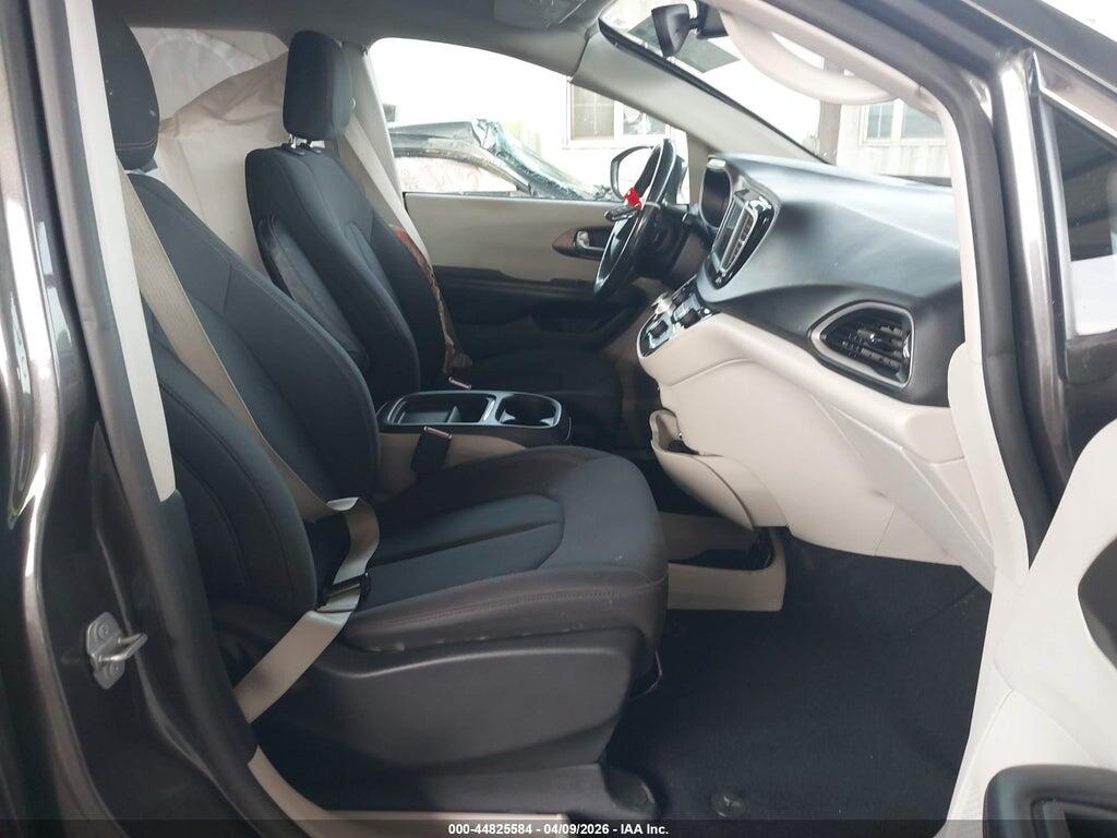 2C4RC1FG1KR644219 2019 CHRYSLER PACIFICA photo no. 5