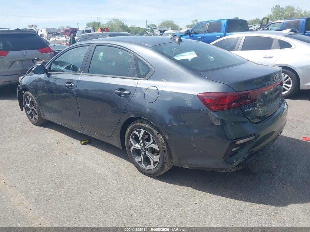 3KPF24AD4ME349737 2021 KIA FORTE photo no. 3
