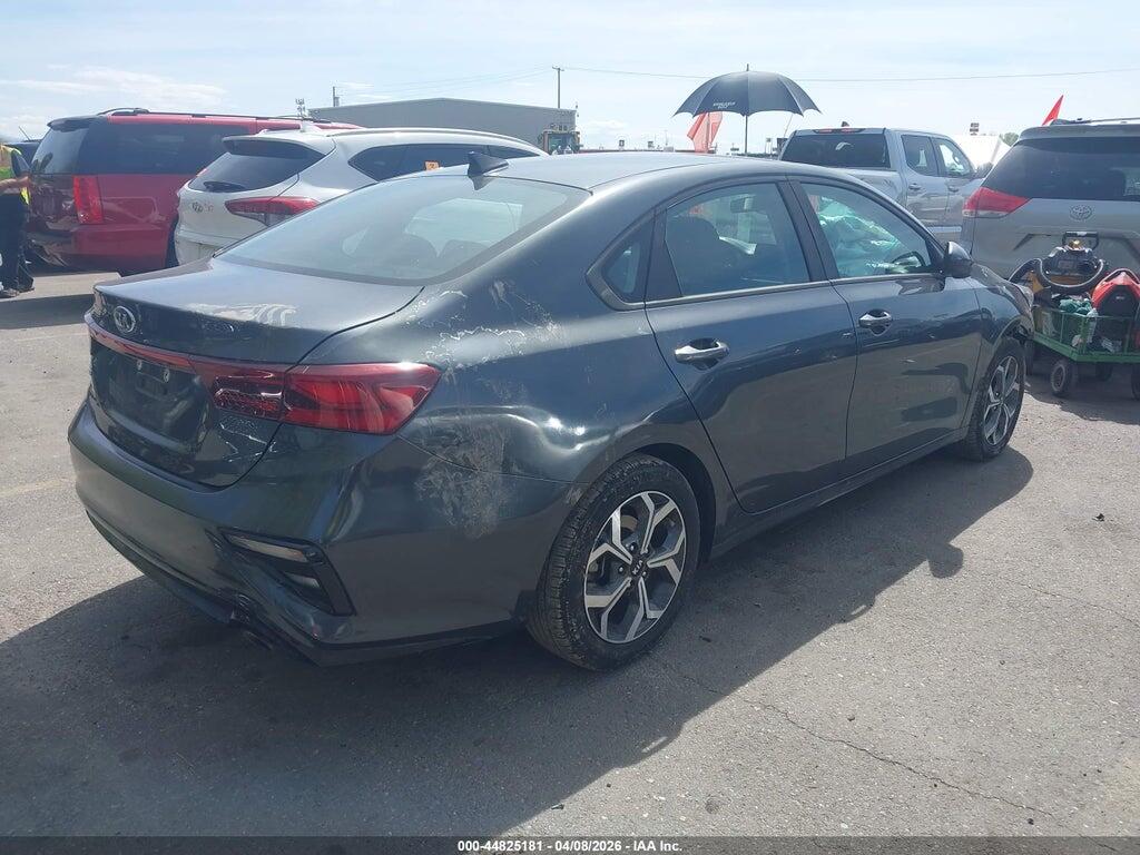 3KPF24AD4ME349737 2021 KIA FORTE photo no. 4