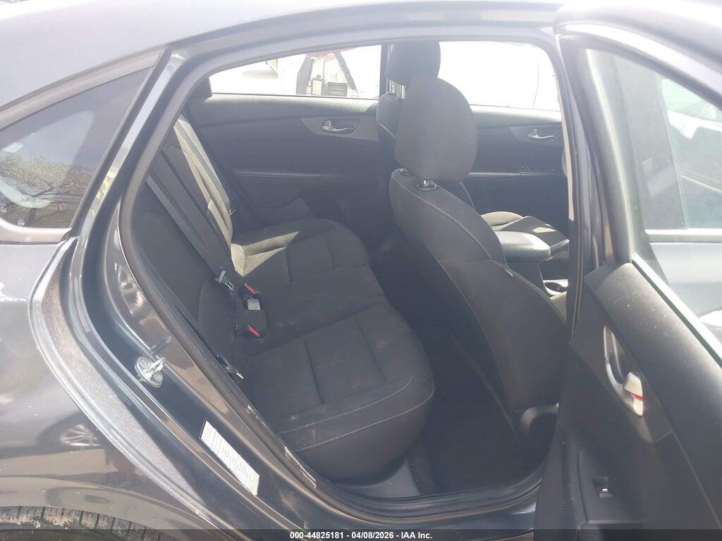 3KPF24AD4ME349737 2021 KIA FORTE photo no. 8