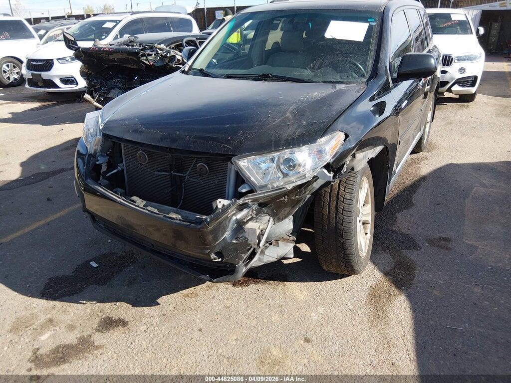 5TDDK3EH3DS178189 2013 TOYOTA HIGHLANDER photo no. 6