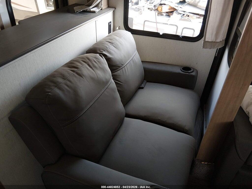 5ZT3SR2B7P6112987 2023 FOREST RIVER TRAVEL TRAILER photo no. 11