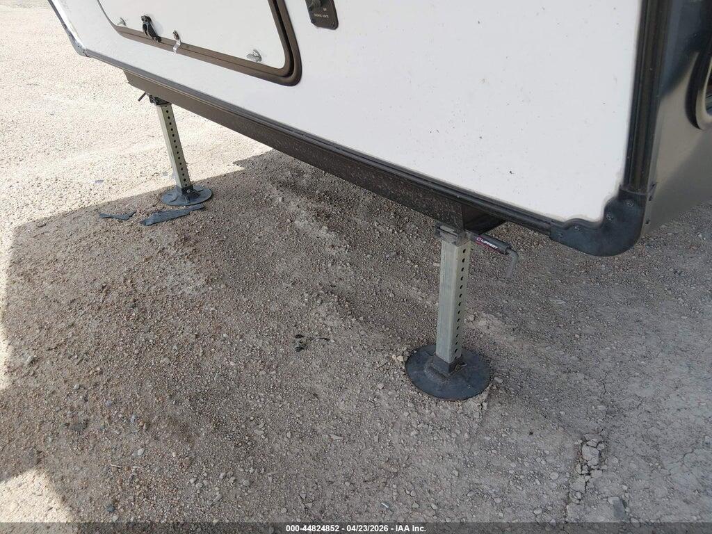 5ZT3SR2B7P6112987 2023 FOREST RIVER TRAVEL TRAILER photo no. 7