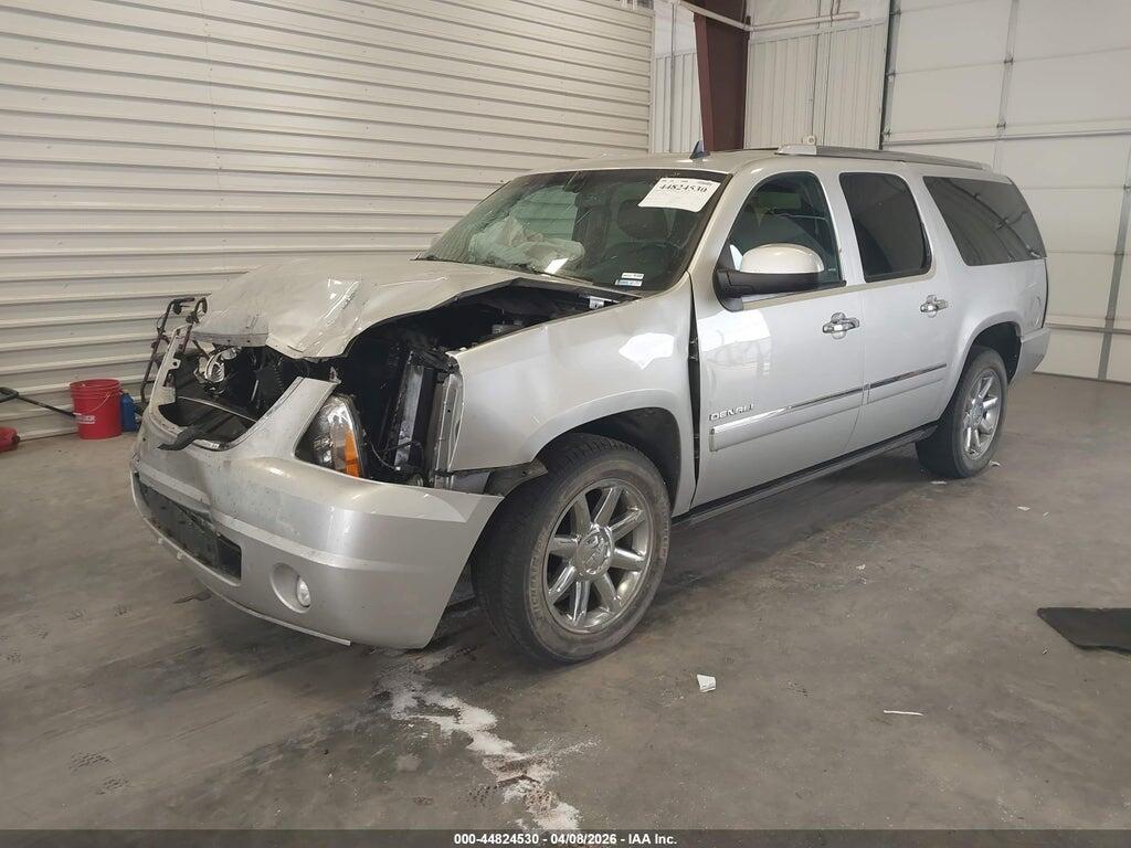 1GKS2MEF0ER184631 2014 GMC YUKON XL 1500 photo no. 2
