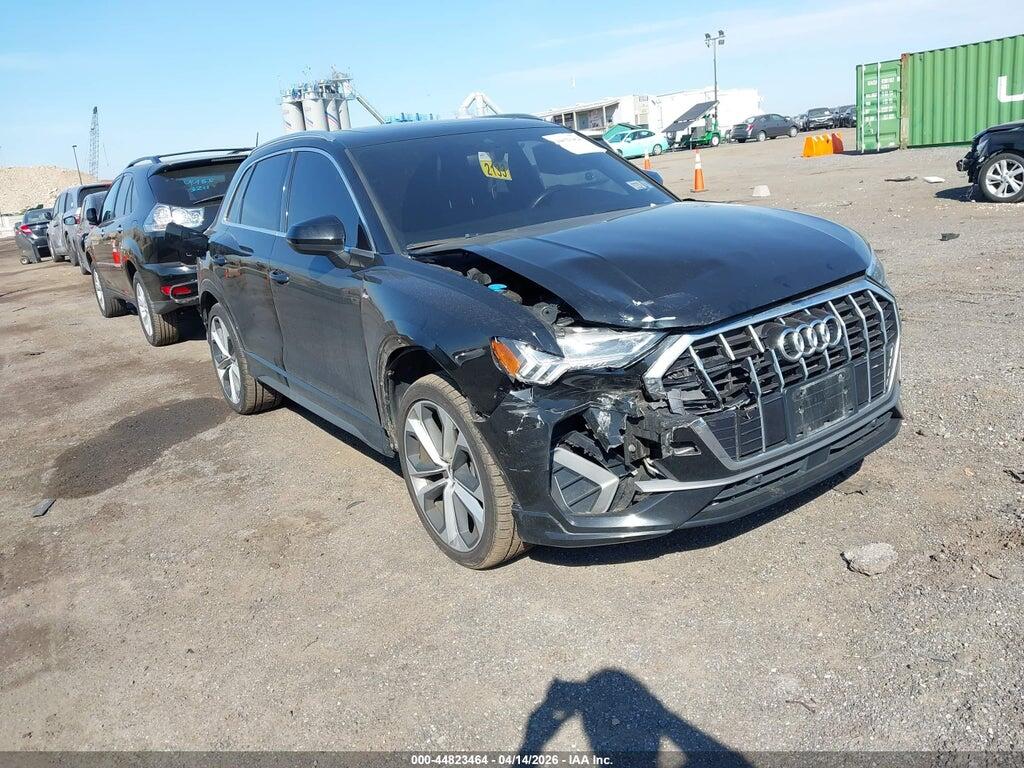 WA1EECF31K1082127 2019 AUDI Q3 photo no. 1