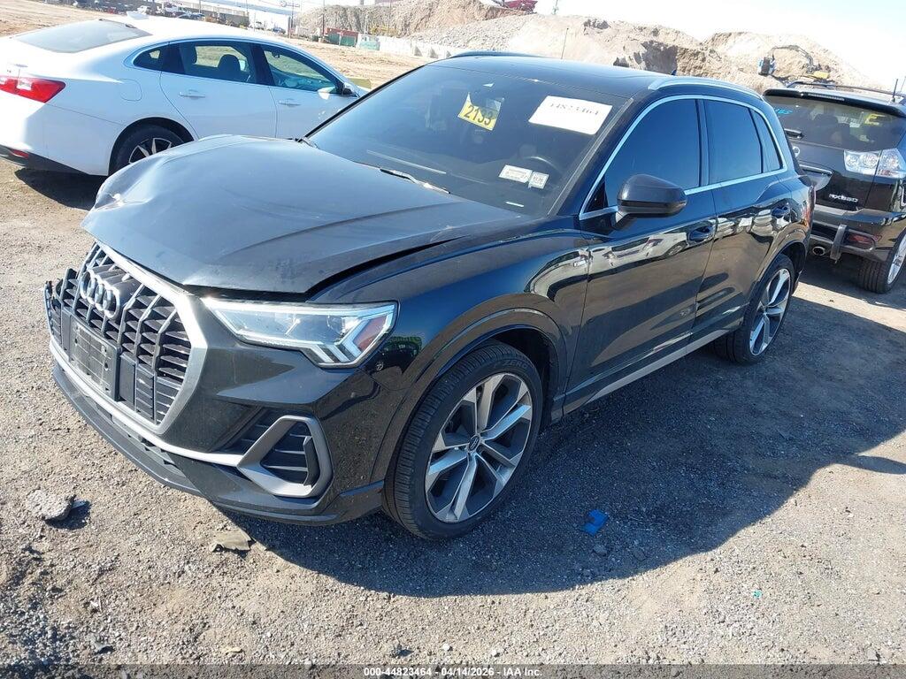 WA1EECF31K1082127 2019 AUDI Q3 photo no. 2