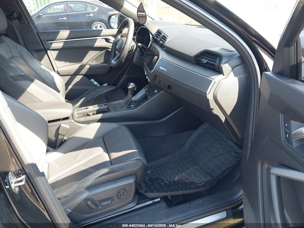 WA1EECF31K1082127 2019 AUDI Q3 photo no. 5