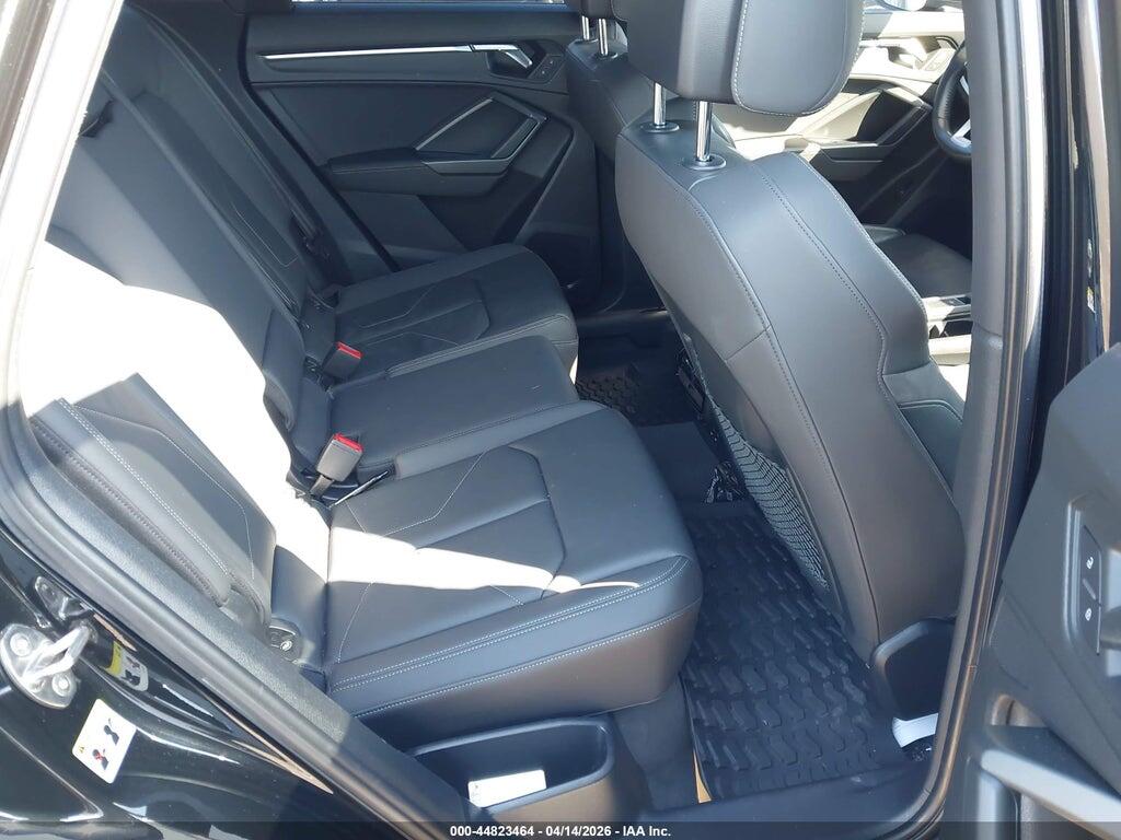 WA1EECF31K1082127 2019 AUDI Q3 photo no. 8