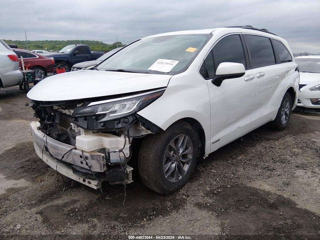 5TDYRKEC9MS006096 2021 TOYOTA SIENNA photo no. 2