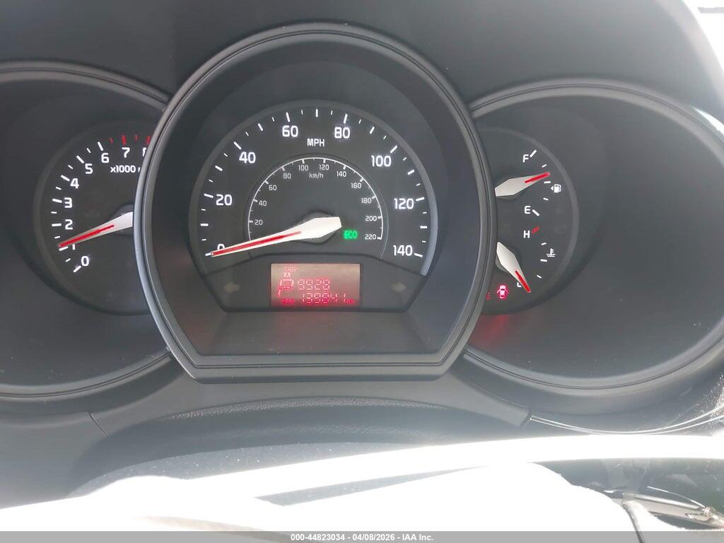 KNADM4A39H6038208 2017 KIA RIO photo no. 7