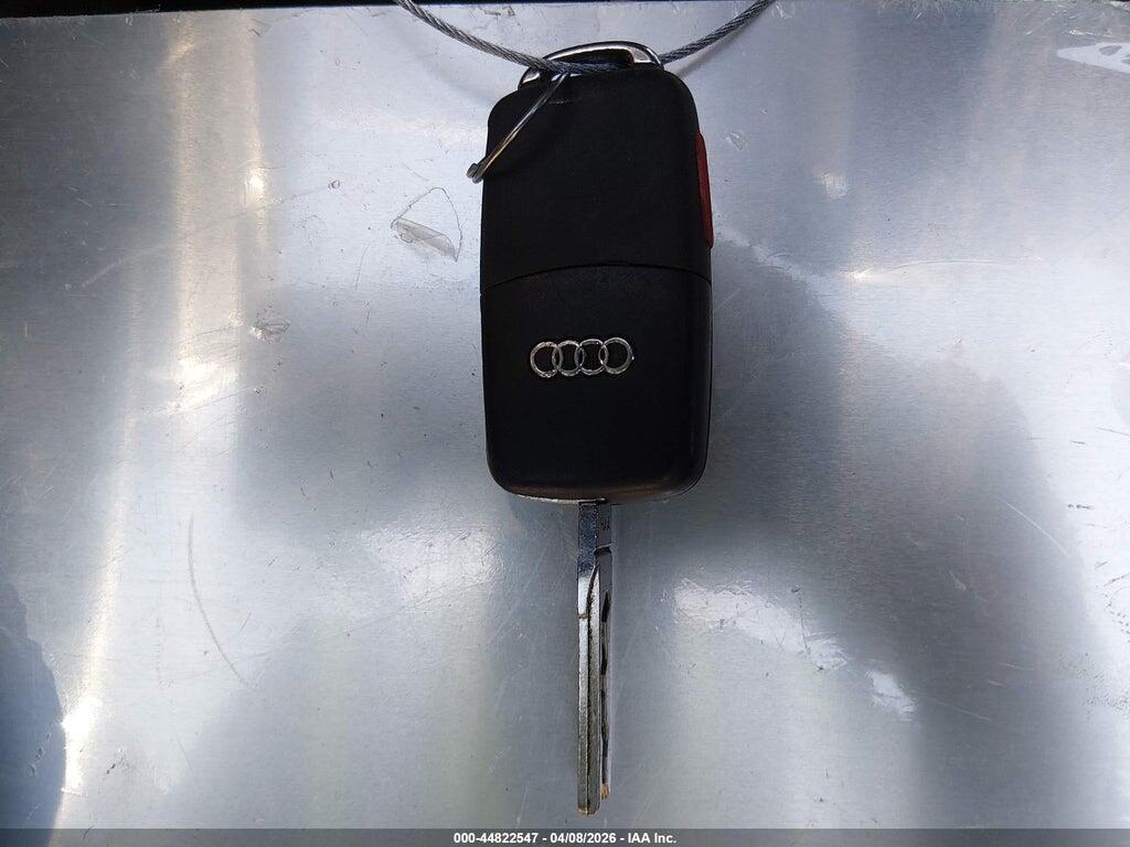 WAURVAFA4AN008537 2010 AUDI A8 L photo no. 11