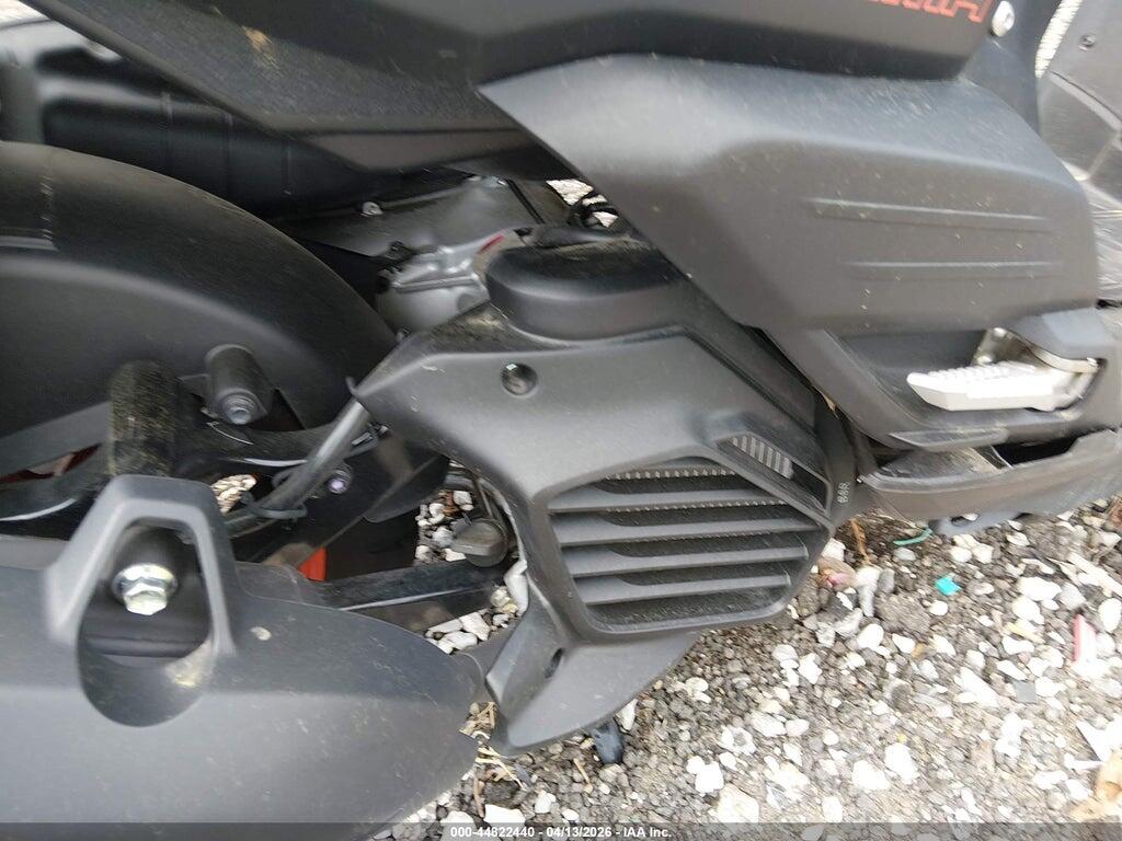 RKRSEH9Y0SA007358 2025 YAMAHA YW125 photo no. 8