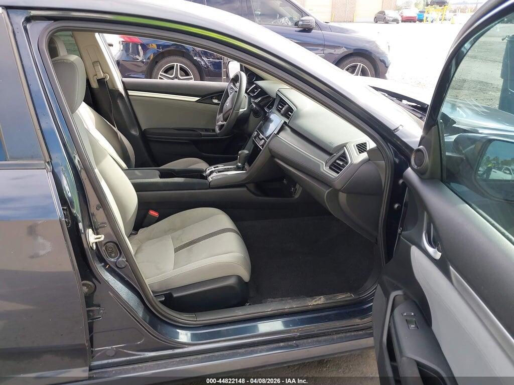 2HGFC2F7XJH590210 2018 HONDA CIVIC photo no. 5