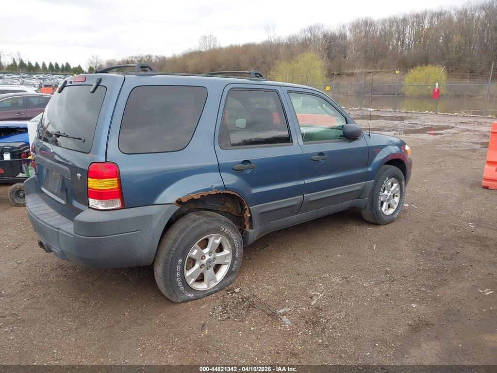1FMYU93116KA74147 2006 FORD ESCAPE photo no. 4
