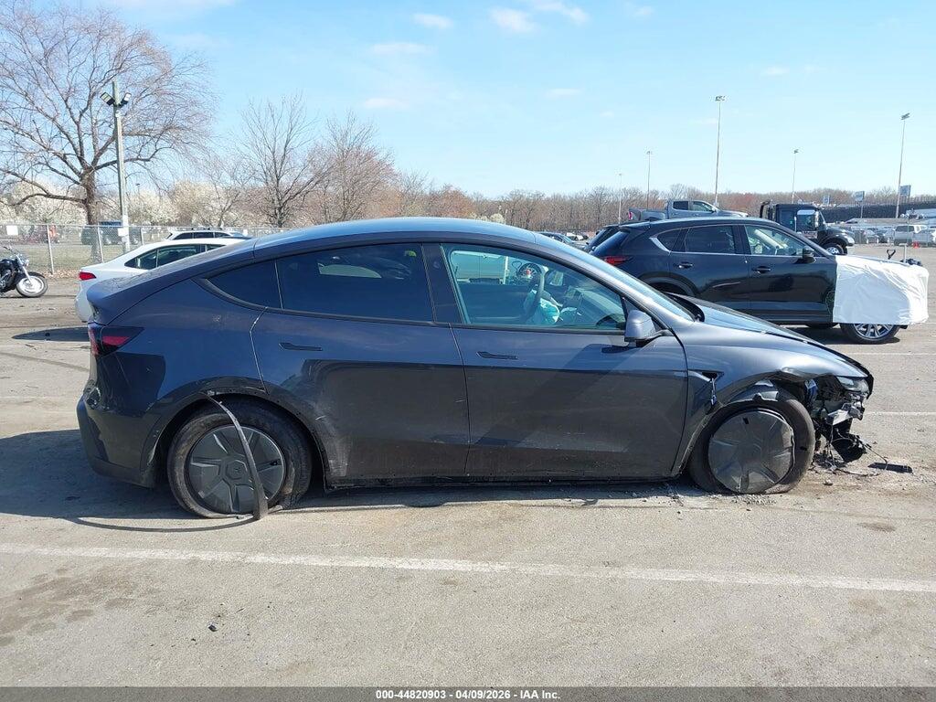 7SAYGDED6TA590597 2026 TESLA MODEL Y photo no. 12