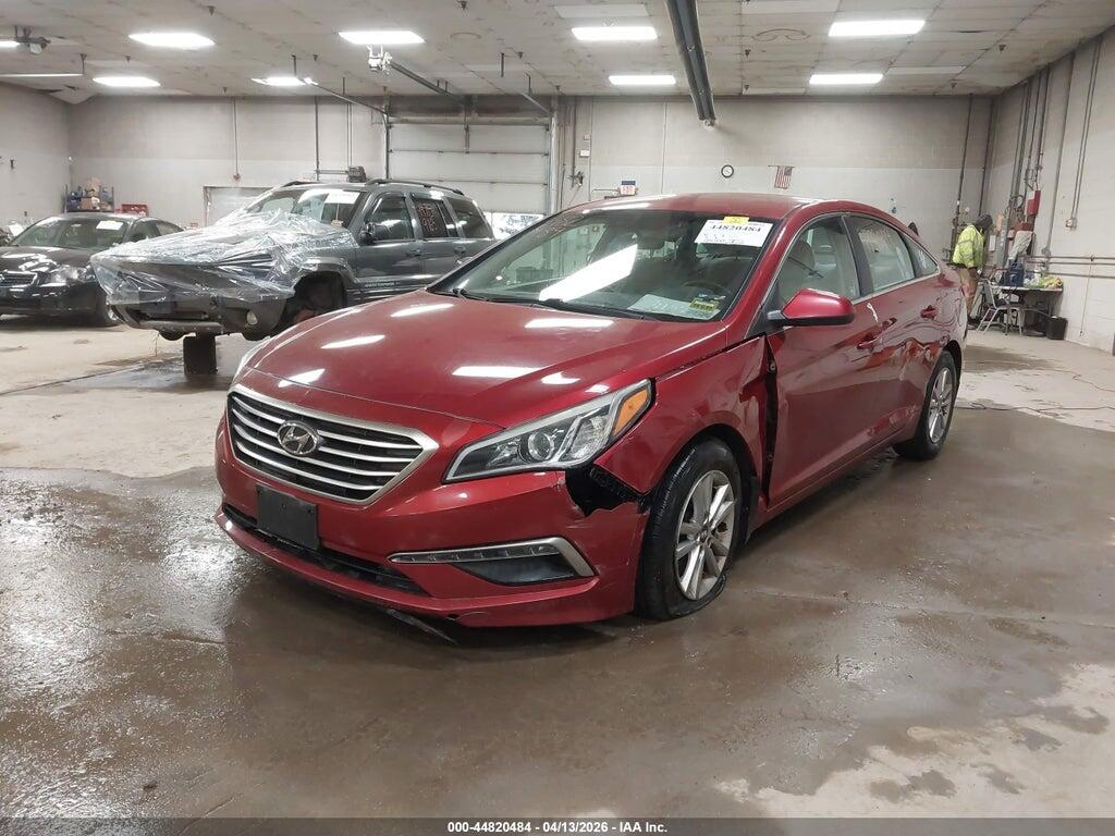 5NPE24AF0FH096296 2015 HYUNDAI SONATA photo no. 2