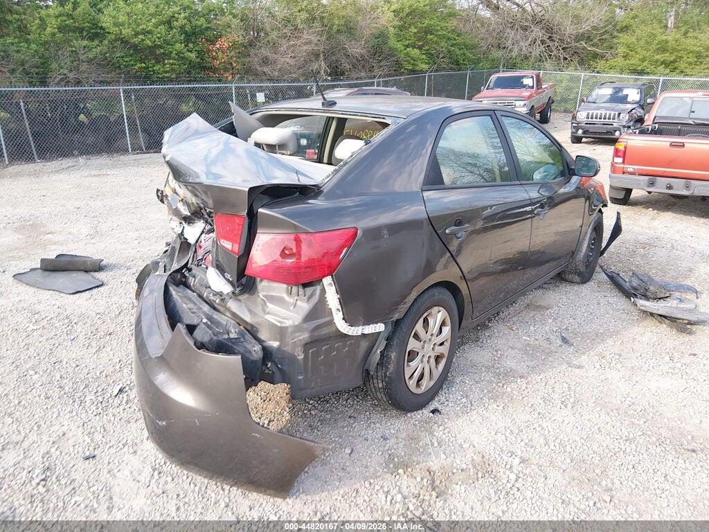 KNAFU4A25B5425139 2011 KIA FORTE photo no. 4