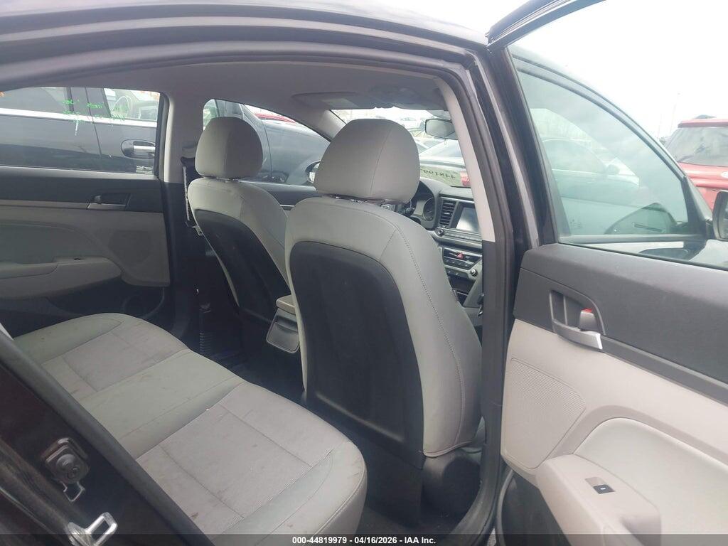 5NPD84LF8HH092393 2017 HYUNDAI ELANTRA photo no. 8
